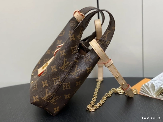 First bag Atlantis BB LOUIS VUITTON 0806